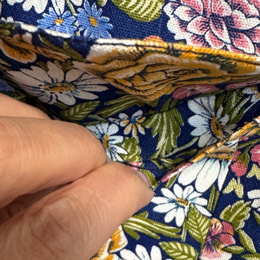 Mamselle Vintage Vibrant Floral Blazer - Multicolor - Picture 9 of 11